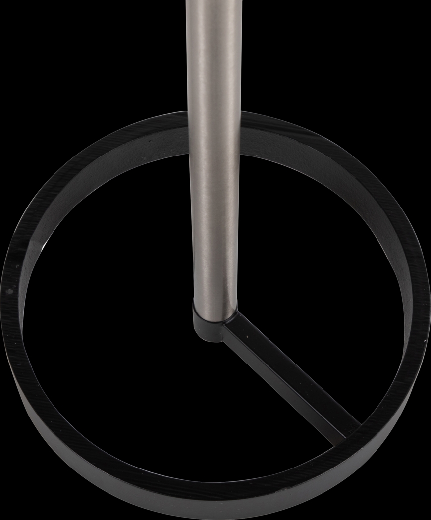 Piperhill Black Floor Lamp - Thumbnail - Image 8