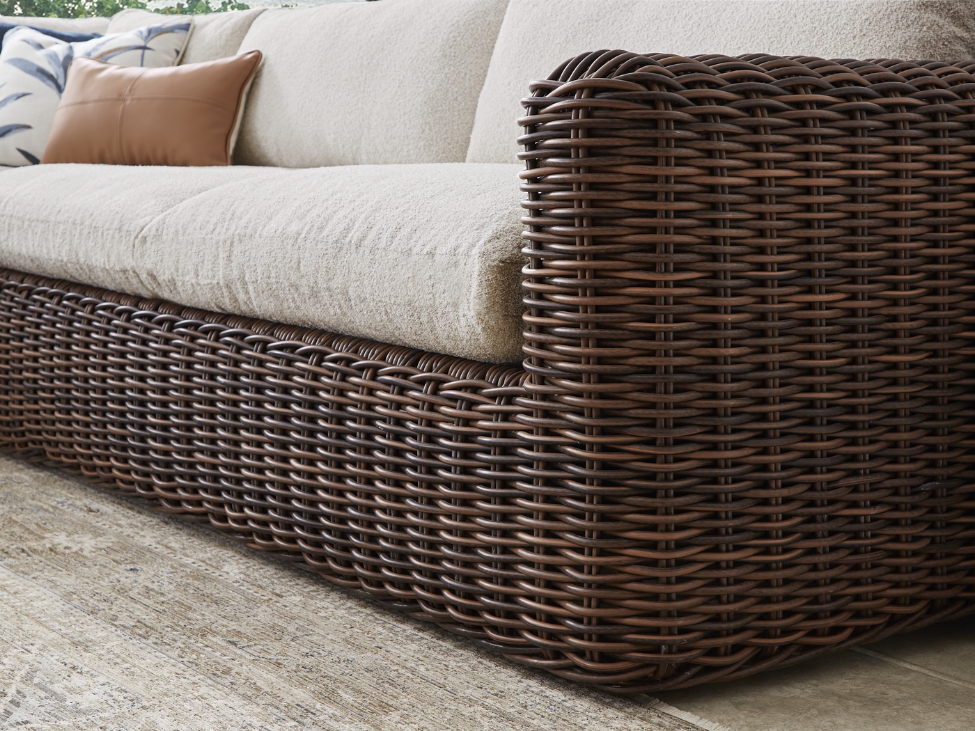 Plume Brown 4 Pc Outdoor Sectional with Ivory Cushions - Thumbnail - Image 3