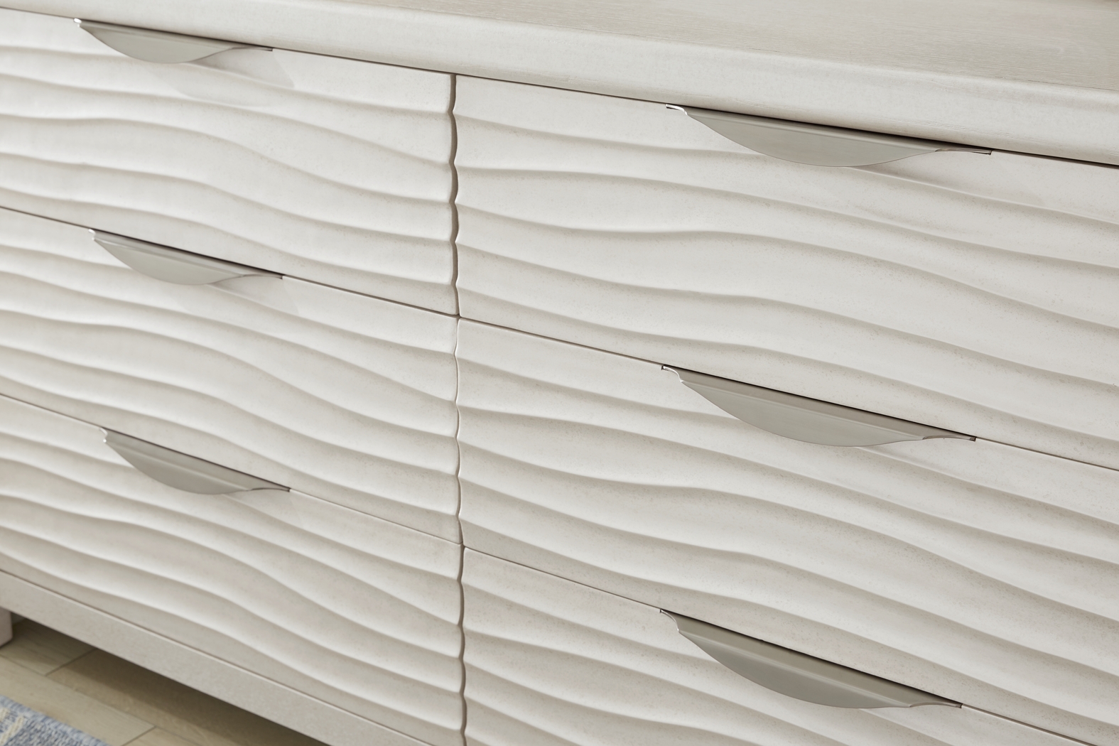 Point Loma White 5 Pc King Panel Bedroom - Thumbnail - Image 7