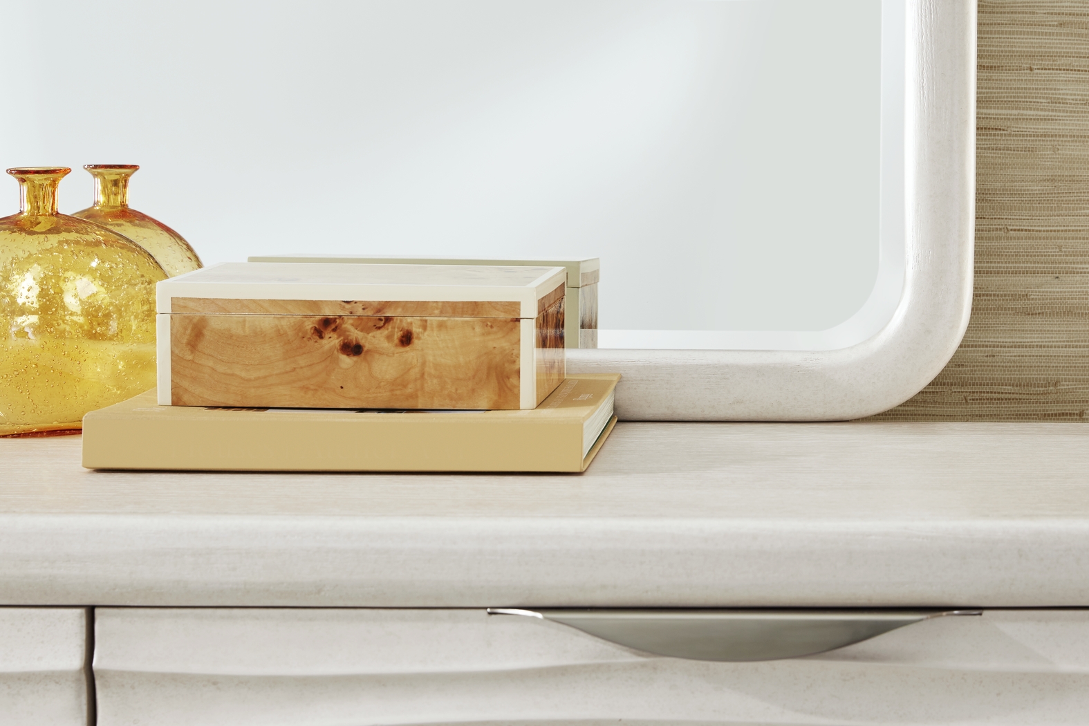 Point Loma White 5 Pc King Panel Bedroom - Thumbnail - Image 9