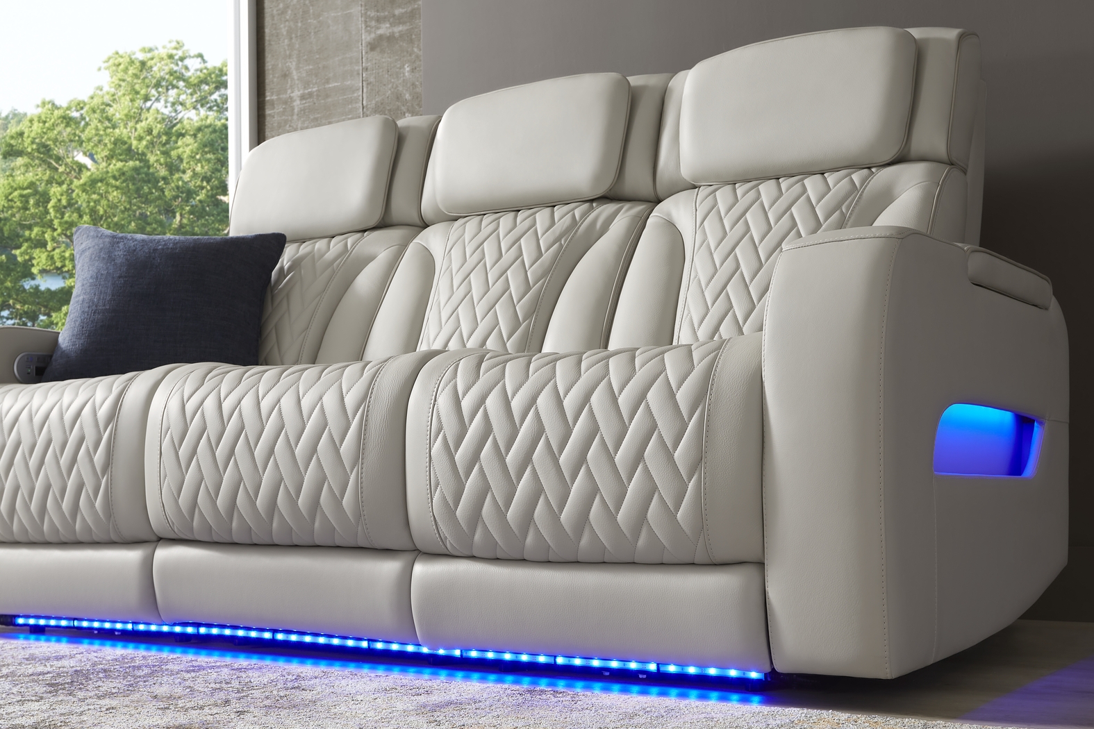 Port Royal Gray Leather 5 Pc Living Room with Triple Power Reclining Sofa - Thumbnail - Image 5