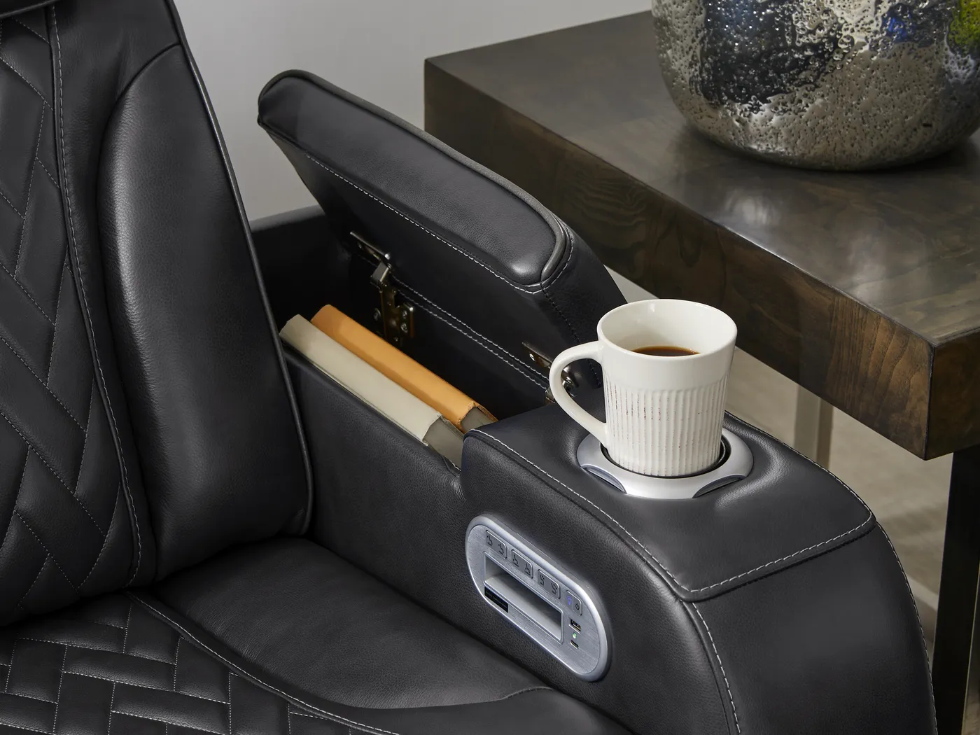 Port Royal Midnight Leather Triple Power Reclining Console Loveseat - Image 6