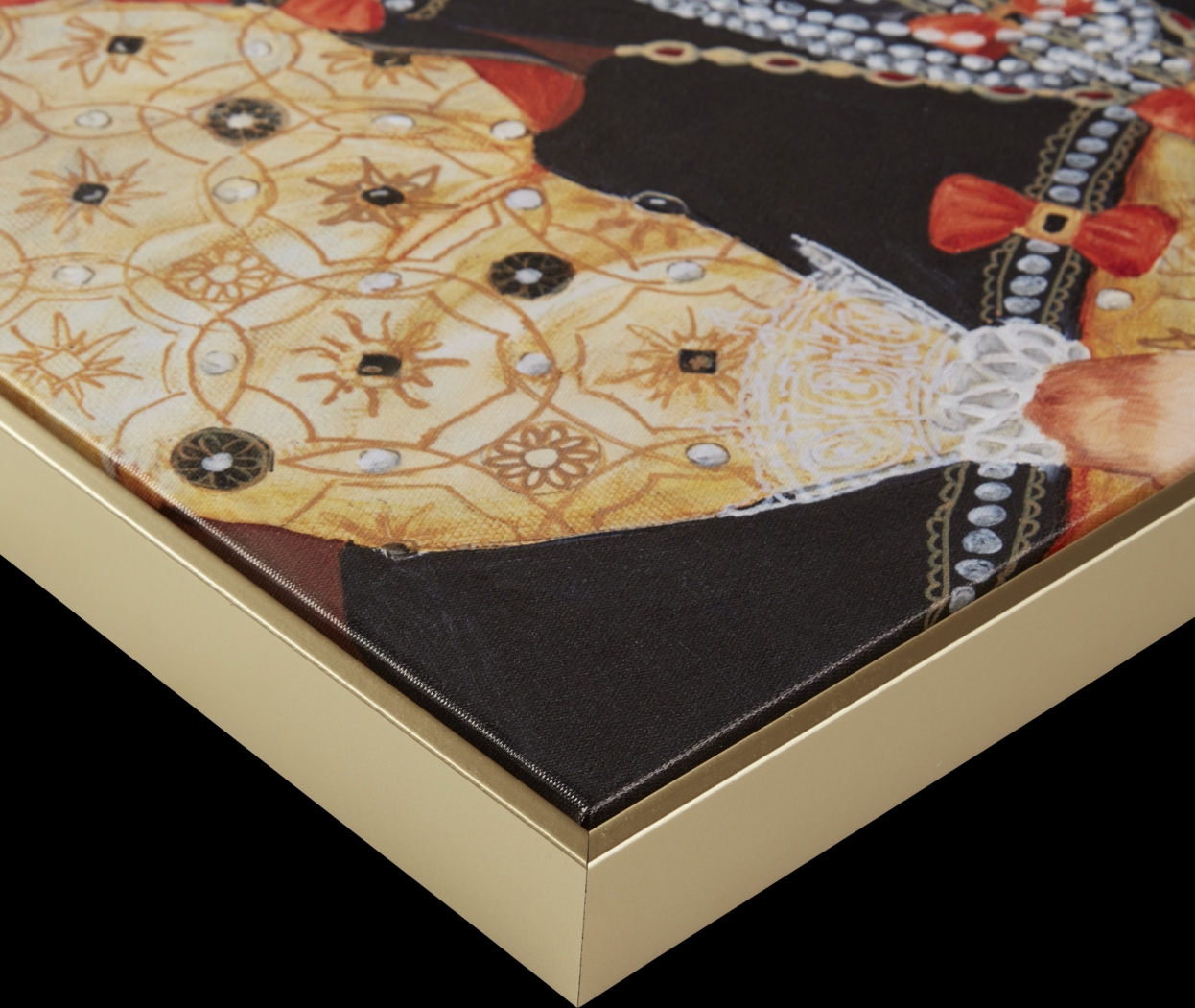 Portrait Queen Multi Wall Decor - Thumbnail - Image 5