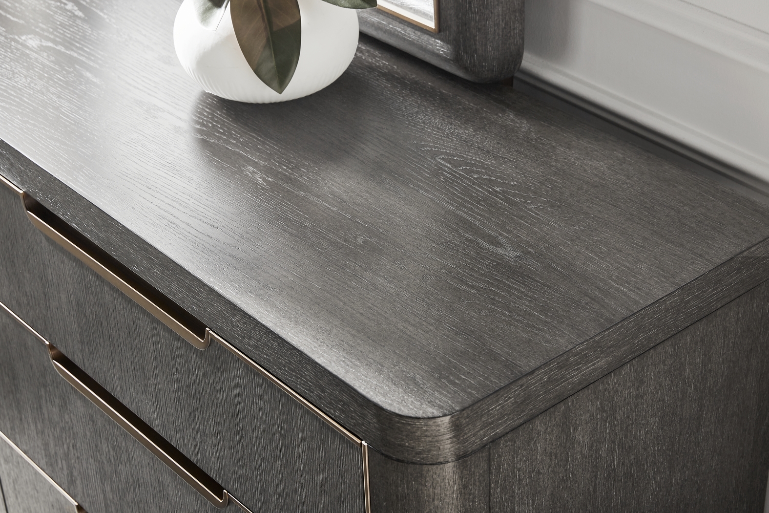 Preston Heights Gray 5 Pc Queen Upholstered Bedroom - Thumbnail - Image 10