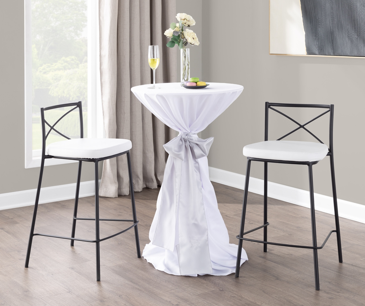 Prienwood White Counter Height Stool, Set of 2 - Thumbnail - Image 3