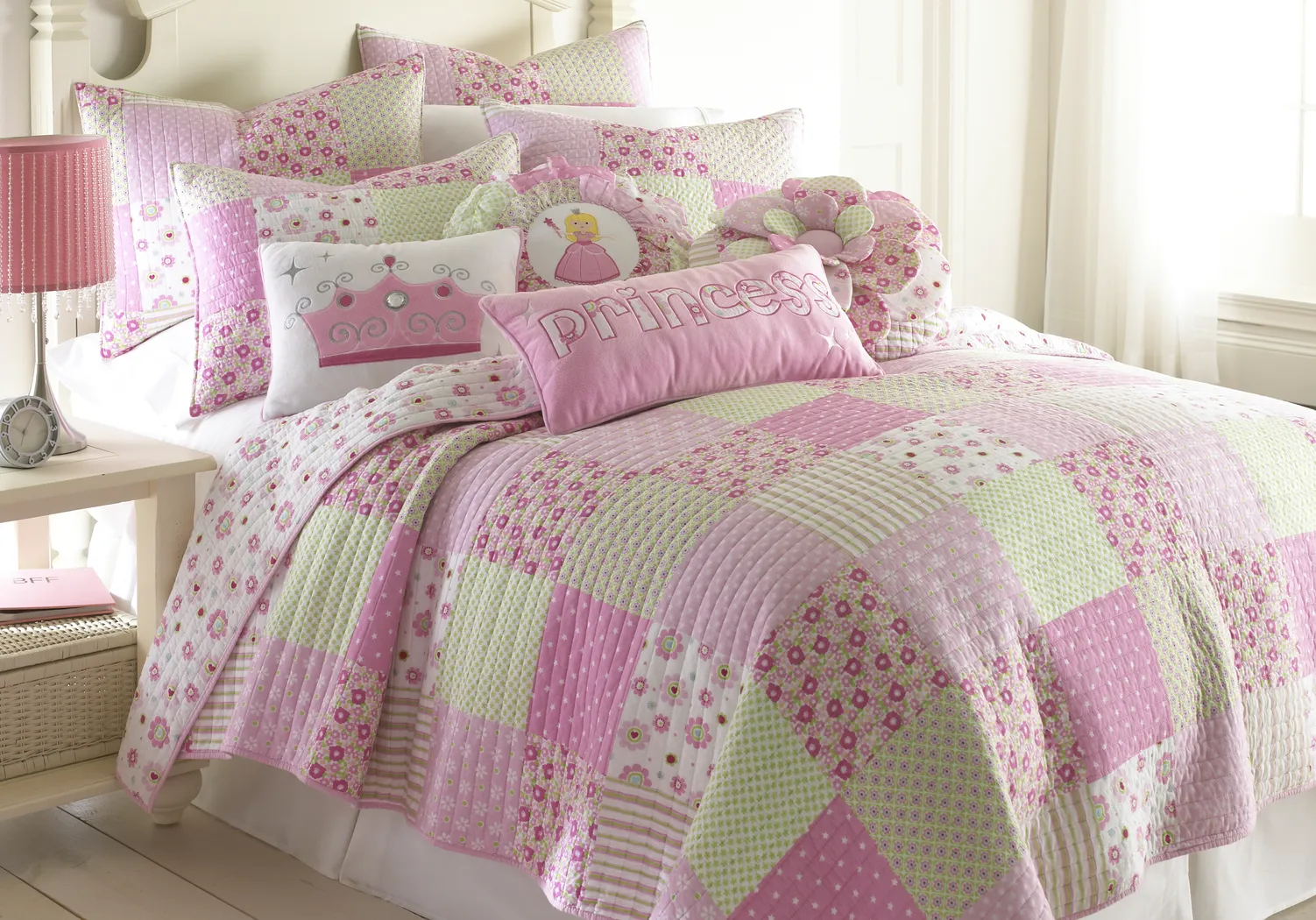Princess Faith Pink Twin Quilt Set - Thumbnail - Image 1