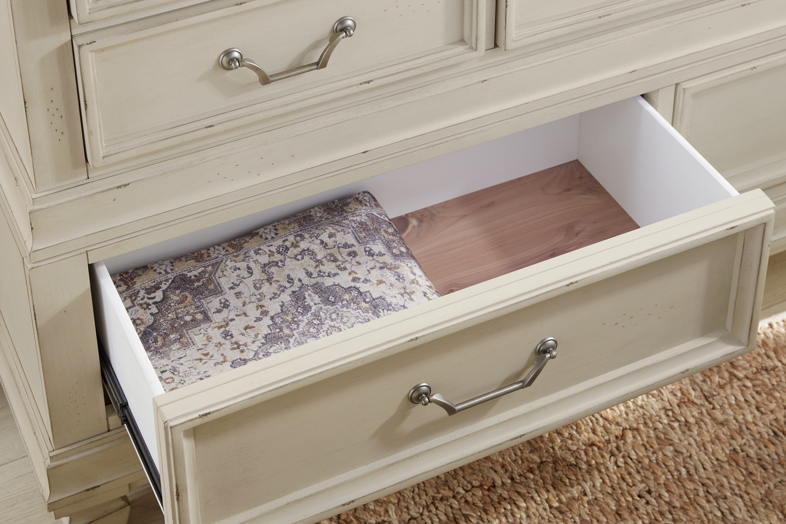 Provence White 7 Pc Queen Panel Bedroom - Thumbnail - Image 8