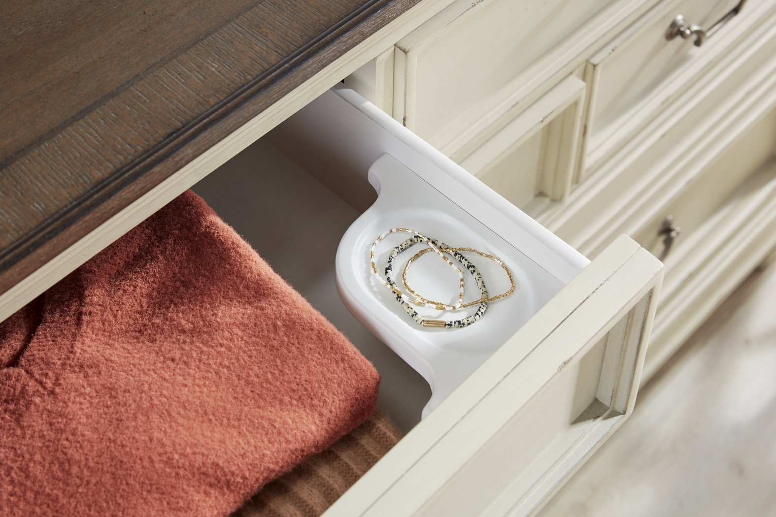 Provence White 7 Pc Queen Panel Bedroom - Thumbnail - Image 10