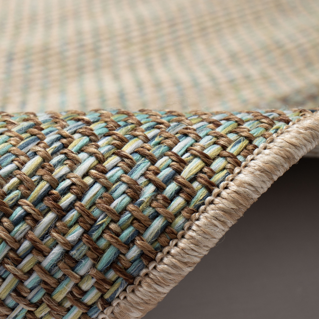 Qarray Blue 6'6 x 9'4 Indoor/Outdoor Rug - Thumbnail - Image 6