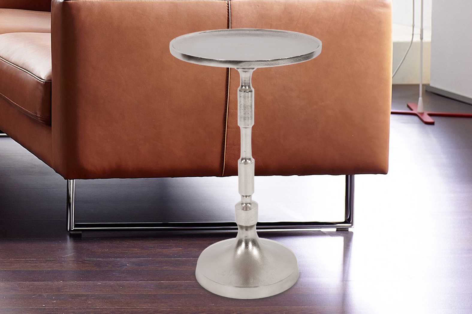 Quaggy Silver Accent Table - Thumbnail - Image 4