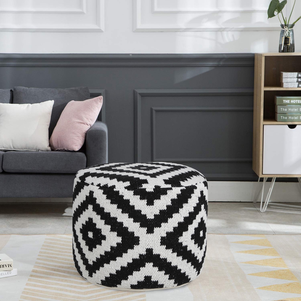 Quincera Black Pouf - Thumbnail - Image 3