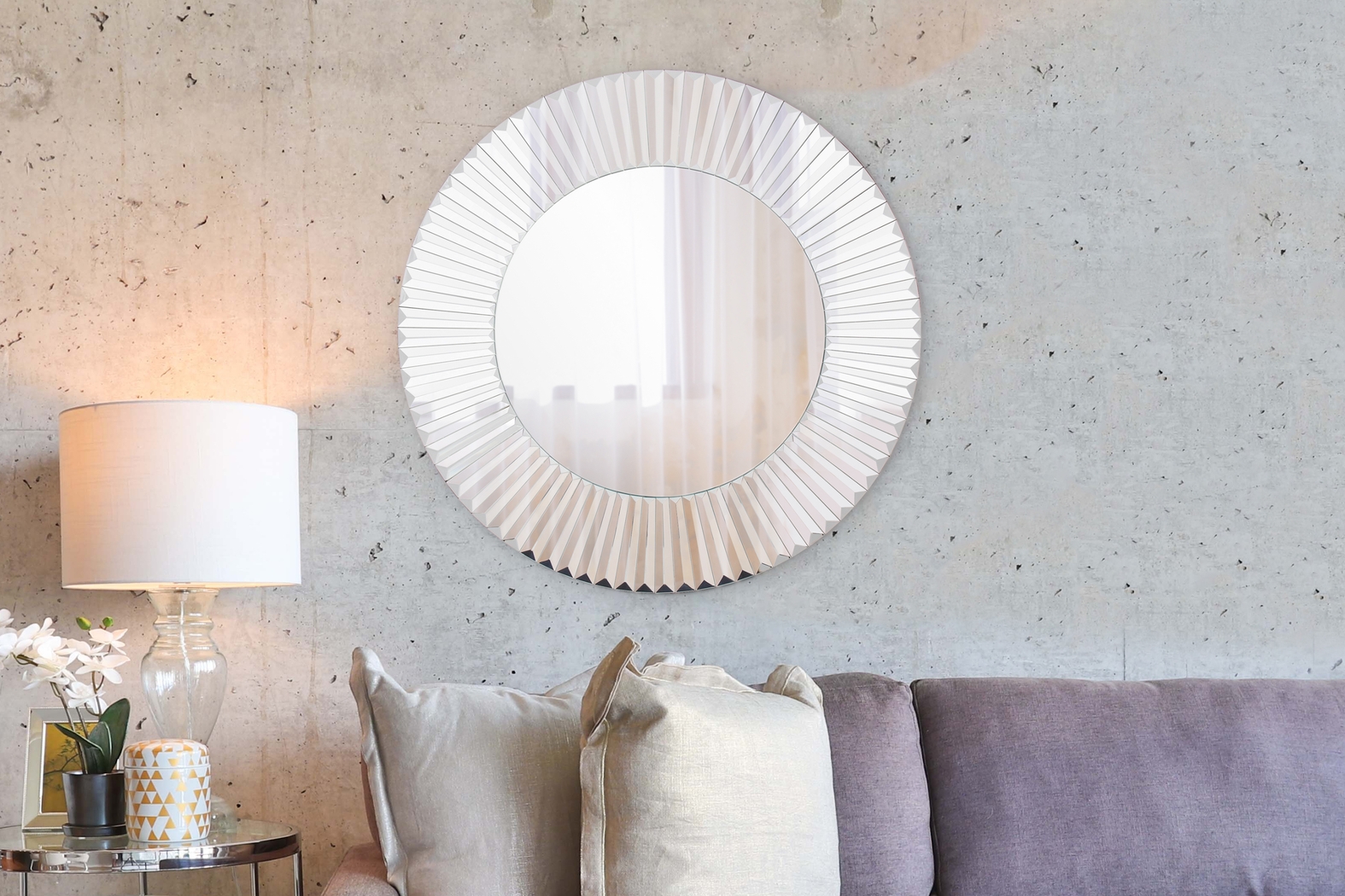 Radborn Silver Mirror - Thumbnail - Image 3