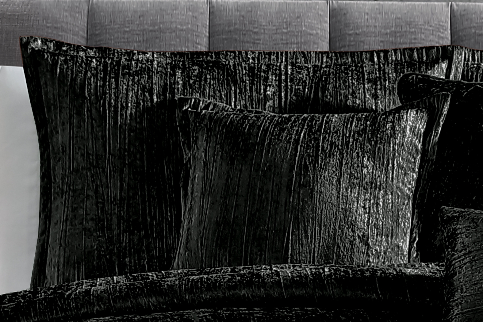 Recine Black 7 Pc Queen Comforter Set - Thumbnail - Image 3