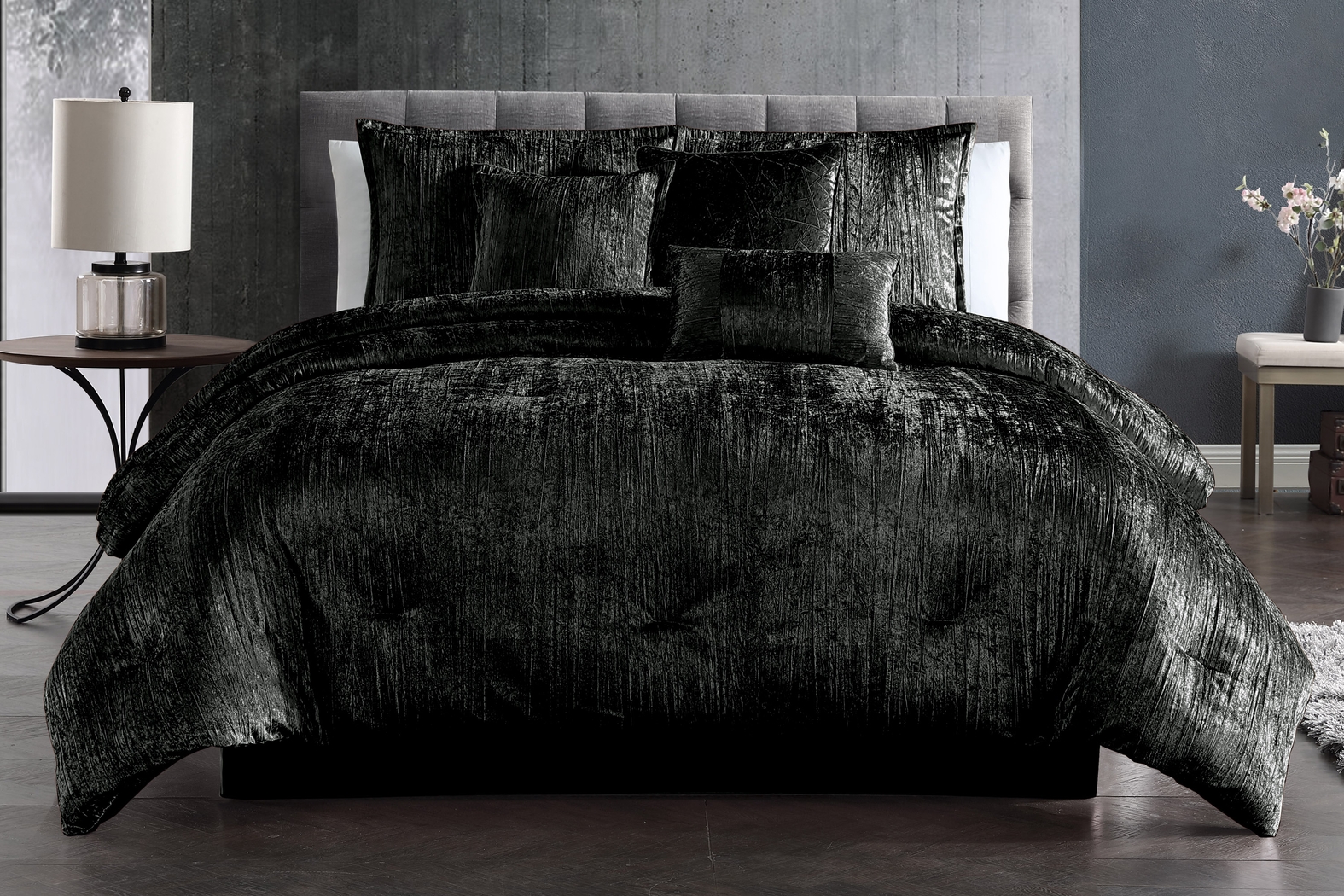 Recine Black 7 Pc Queen Comforter Set - Thumbnail - Image 1