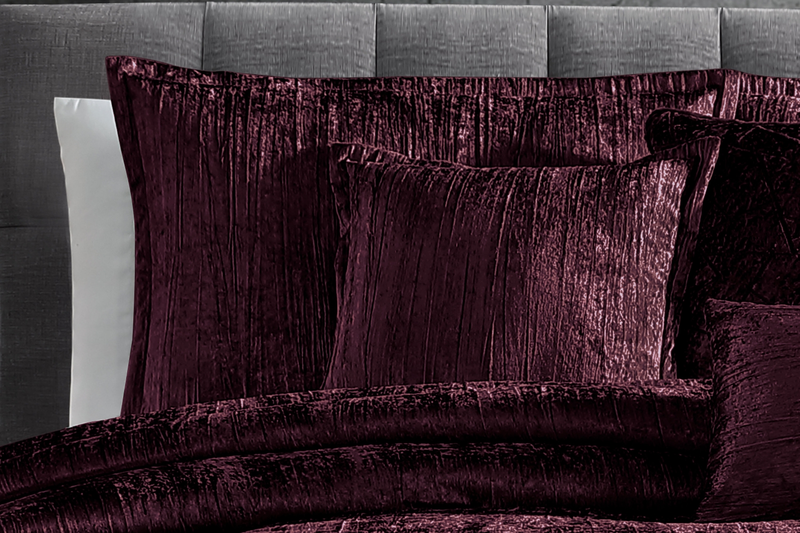 Recine Purple 7 Pc Queen Comforter Set - Thumbnail - Image 3