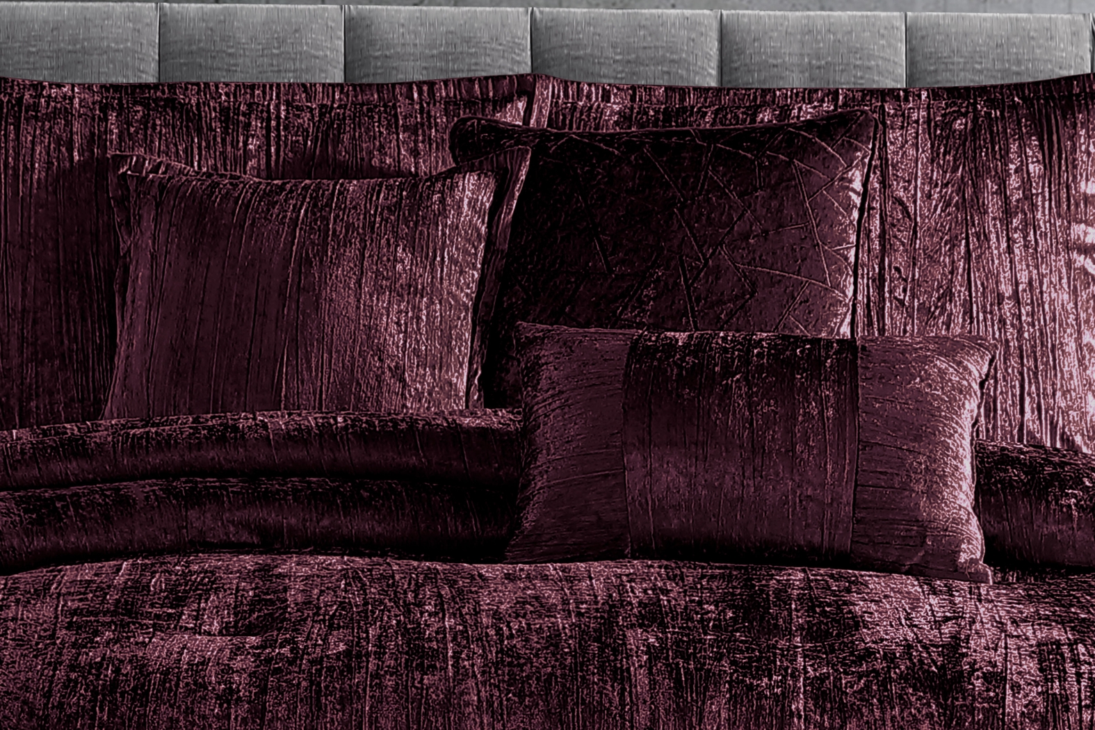 Recine Purple 7 Pc Queen Comforter Set - Thumbnail - Image 4