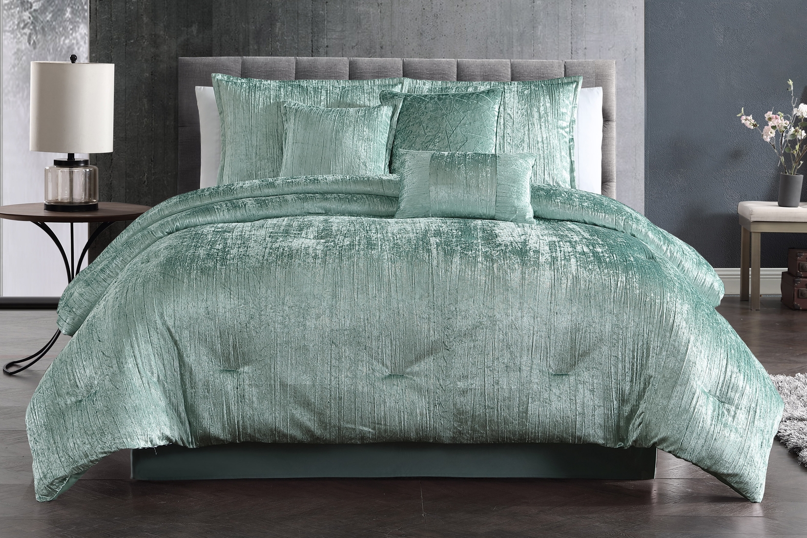 Recine Teal 7 Pc Queen Comforter Set - Thumbnail - Image 1