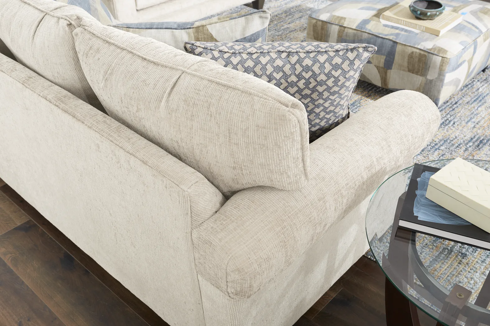 Remington Heights Sand Sofa - Thumbnail - Image 4