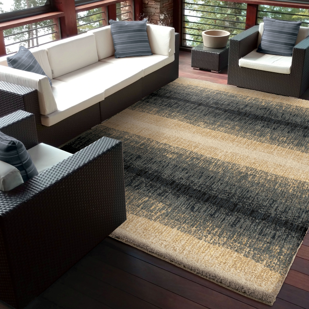 Renate Blue 5'3 x 7'6 Rug - Thumbnail - Image 3