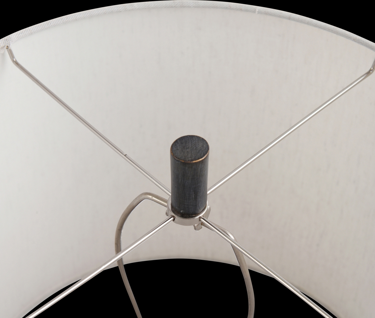 Restani Loop Black Lamp - Thumbnail - Image 4