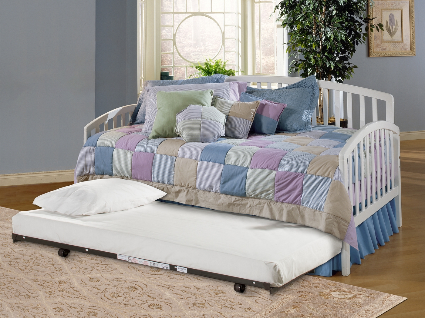 Restani White Daybed With Trundle - Thumbnail - Image 4