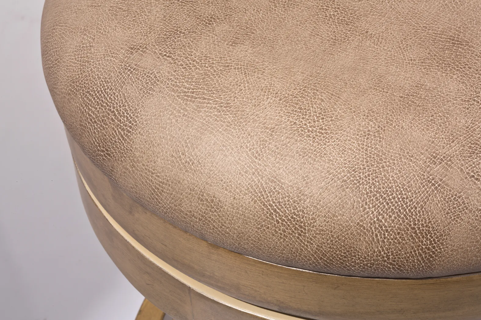 Reydon Counter Height Stool - Thumbnail - Image 2