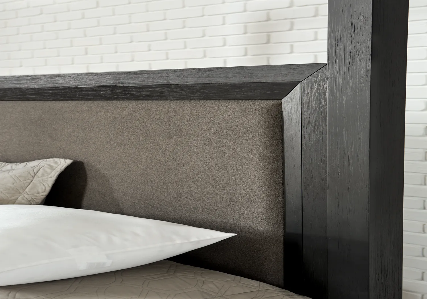 Reynoldstown Charcoal 4 Pc Queen Canopy Bed - Thumbnail - Image 3