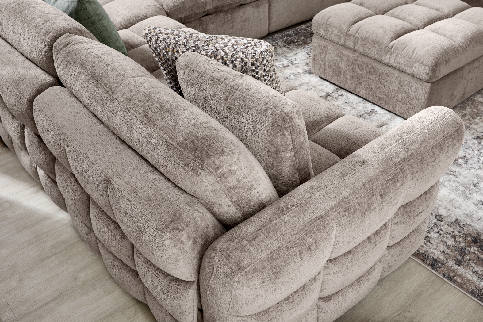 Richland Gray 8 Pc Power Reclining Sectional Living Room - Thumbnail - Image 10