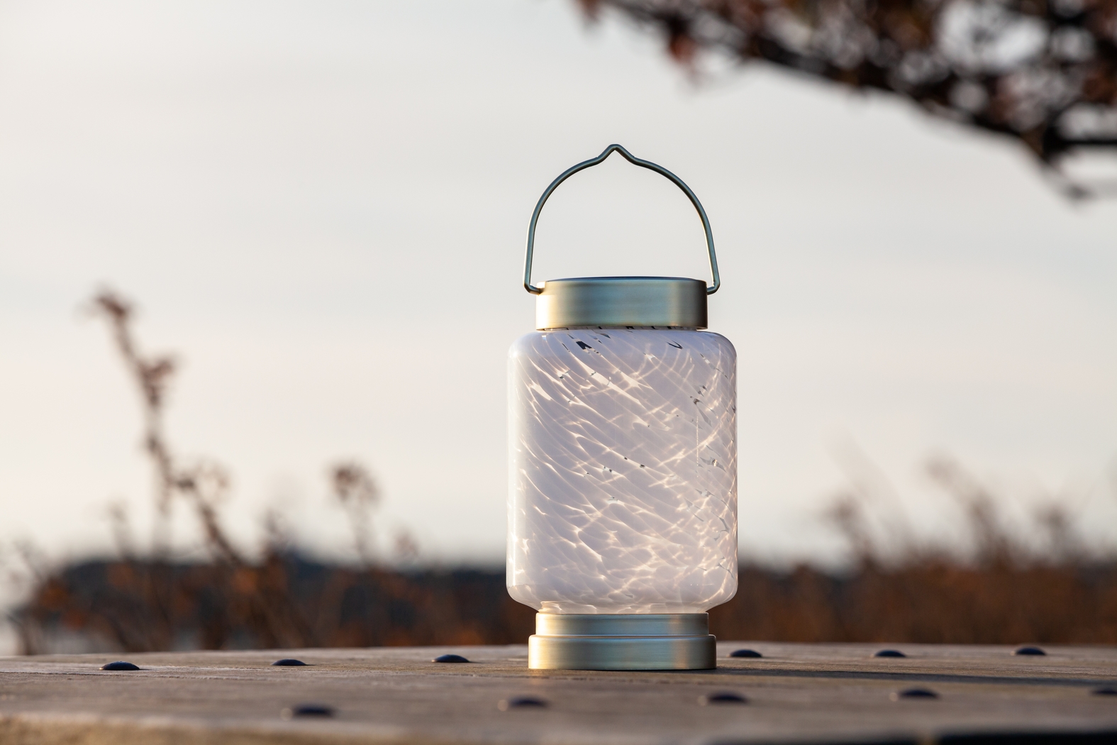 Ricon Isle Outdoor White Solar Lantern - Thumbnail - Image 3