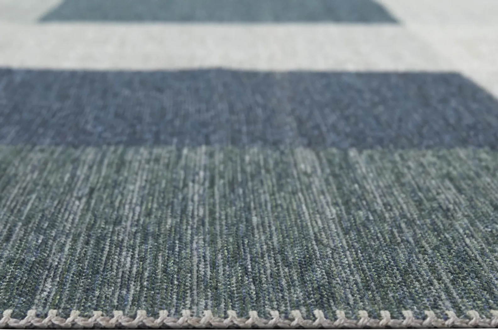 Rienli Blue 5'3 x 7' Rug - Thumbnail - Image 5