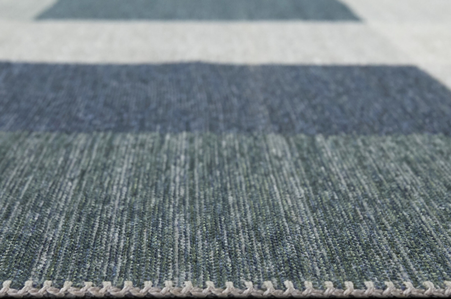 Rienli Blue 7'10 x 10' Rug - Thumbnail - Image 5