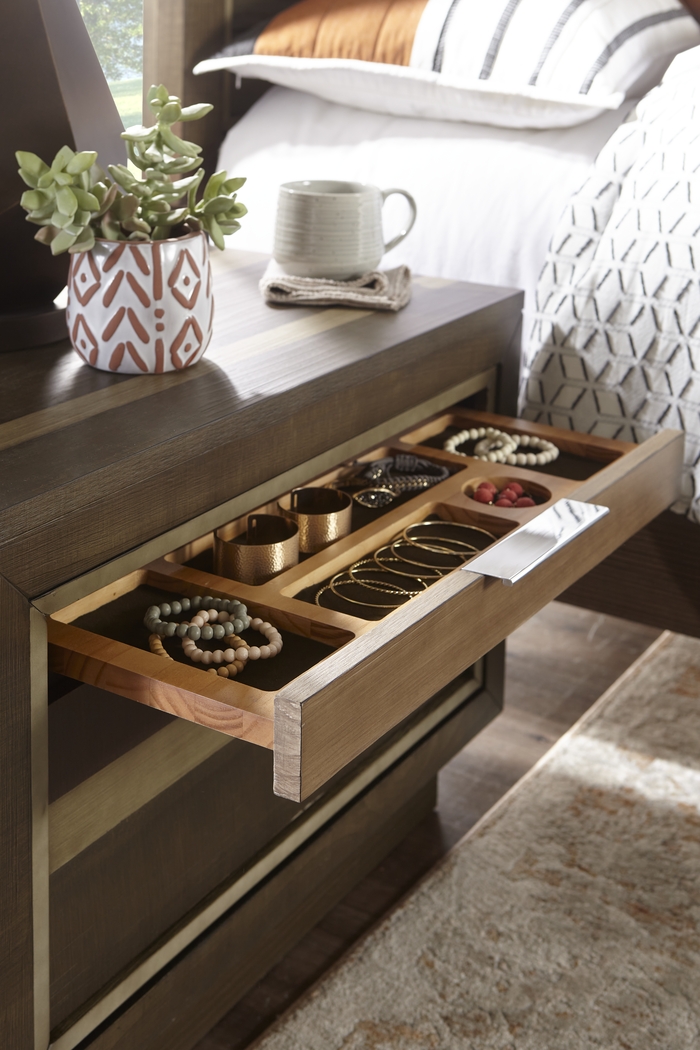 River Street Mocha 7 Pc Queen Scoop Bedroom - Thumbnail - Image 8