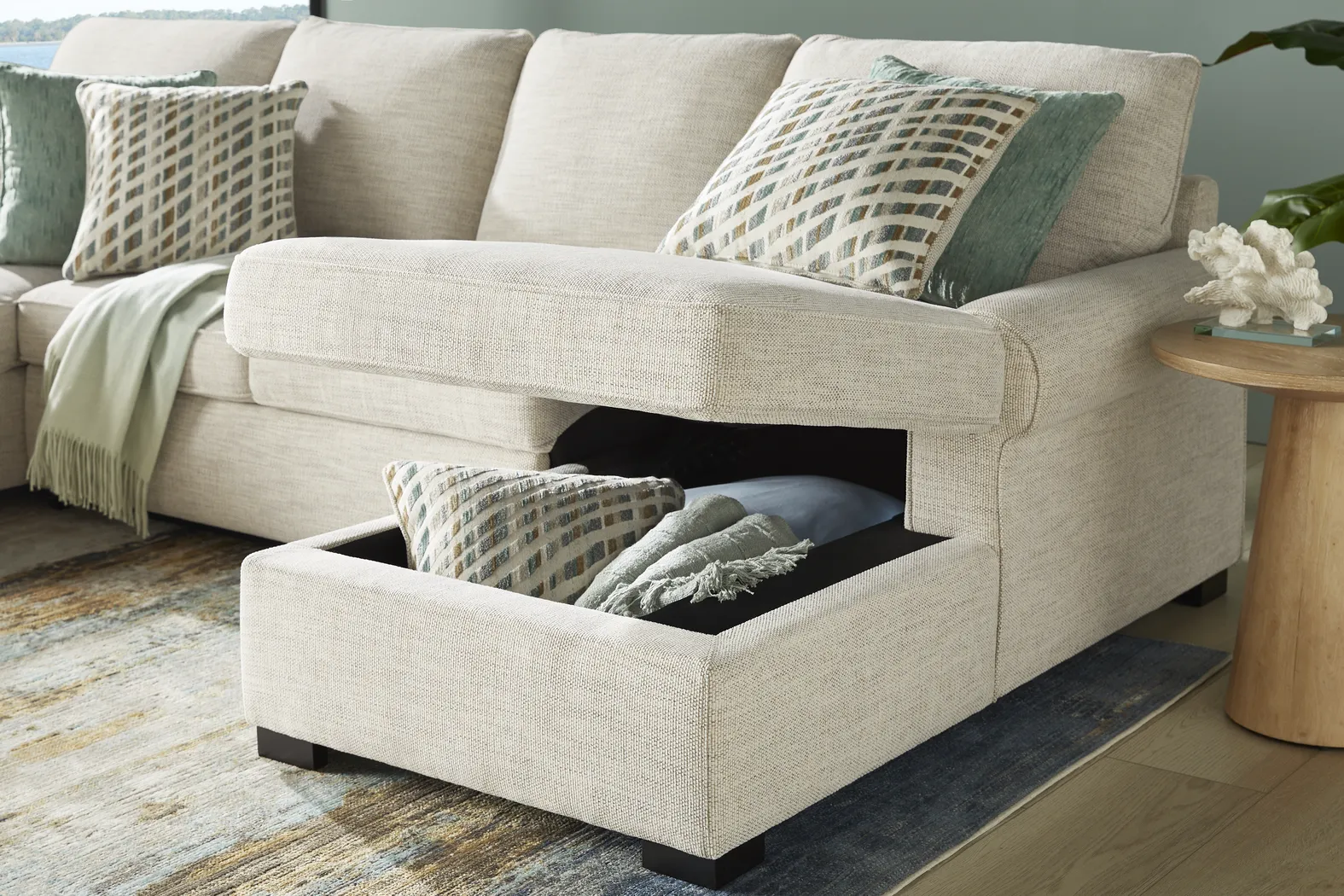 Rivera Cream 3 Pc Sleeper Sectional - Image 9