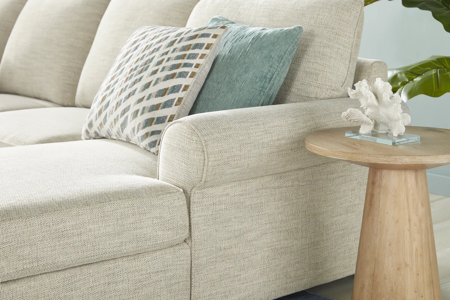 Rivera Cream 3 Pc Sleeper Sectional - Image 7
