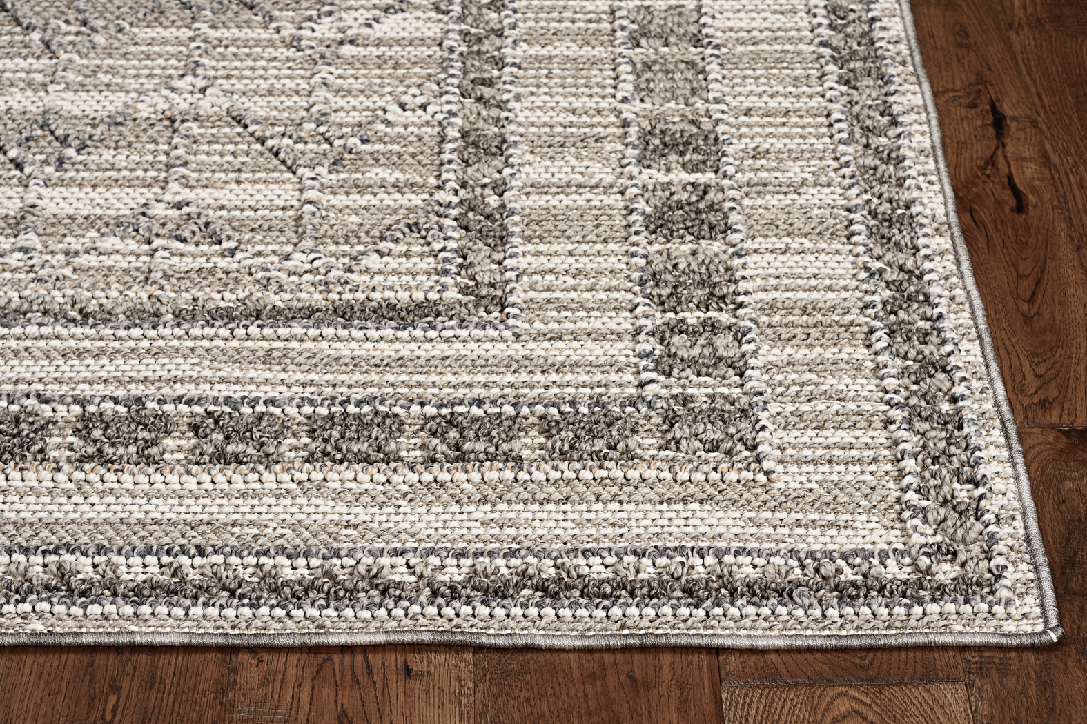 Riverhaven Gray 5' x 7'6 Indoor/Outdoor Rug - Thumbnail - Image 3