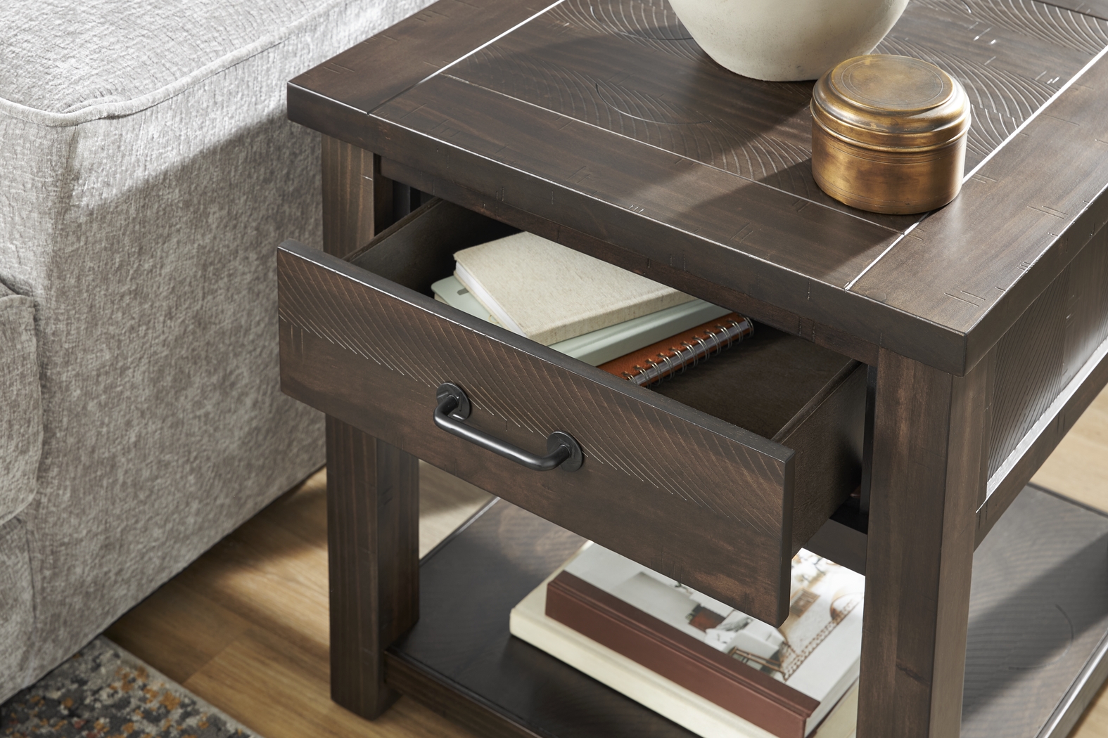 Rocky Creek Brown 3 Pc Table Set - Thumbnail - Image 11