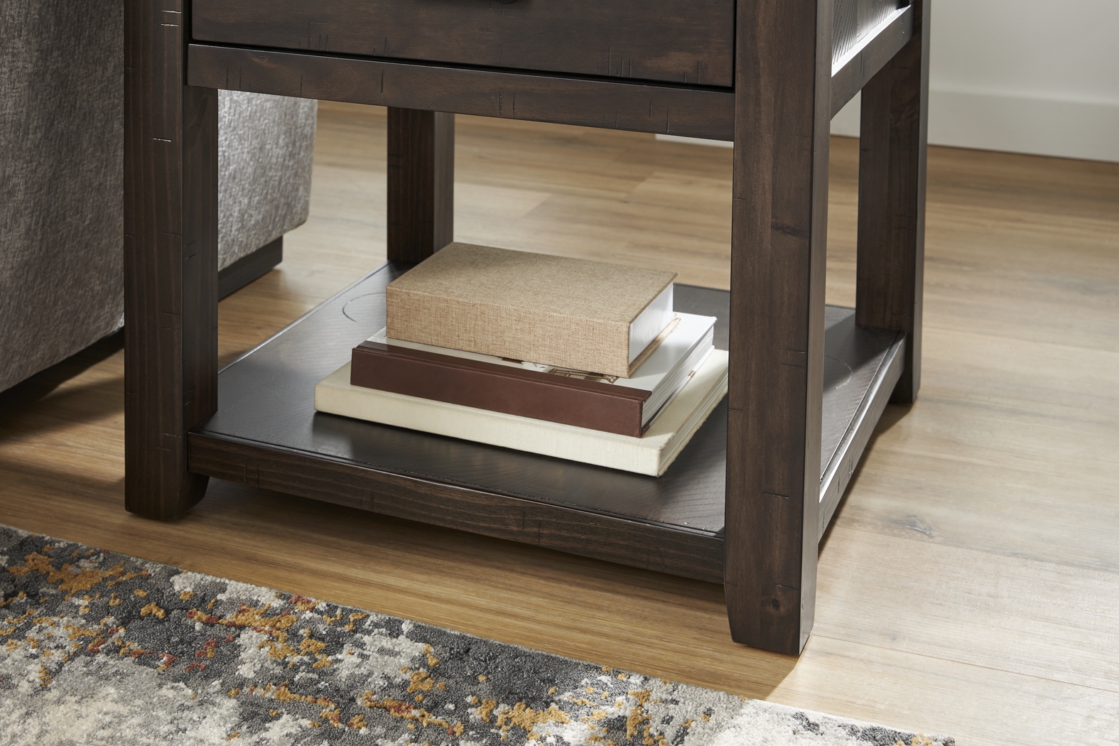 Rocky Creek Brown 3 Pc Table Set - Thumbnail - Image 12