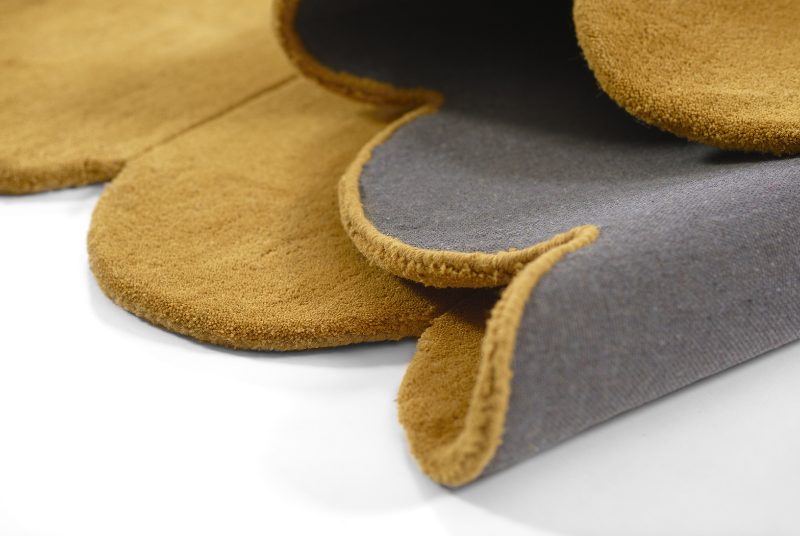 Roffinne Orange 5' x 8' Rug - Thumbnail - Image 8