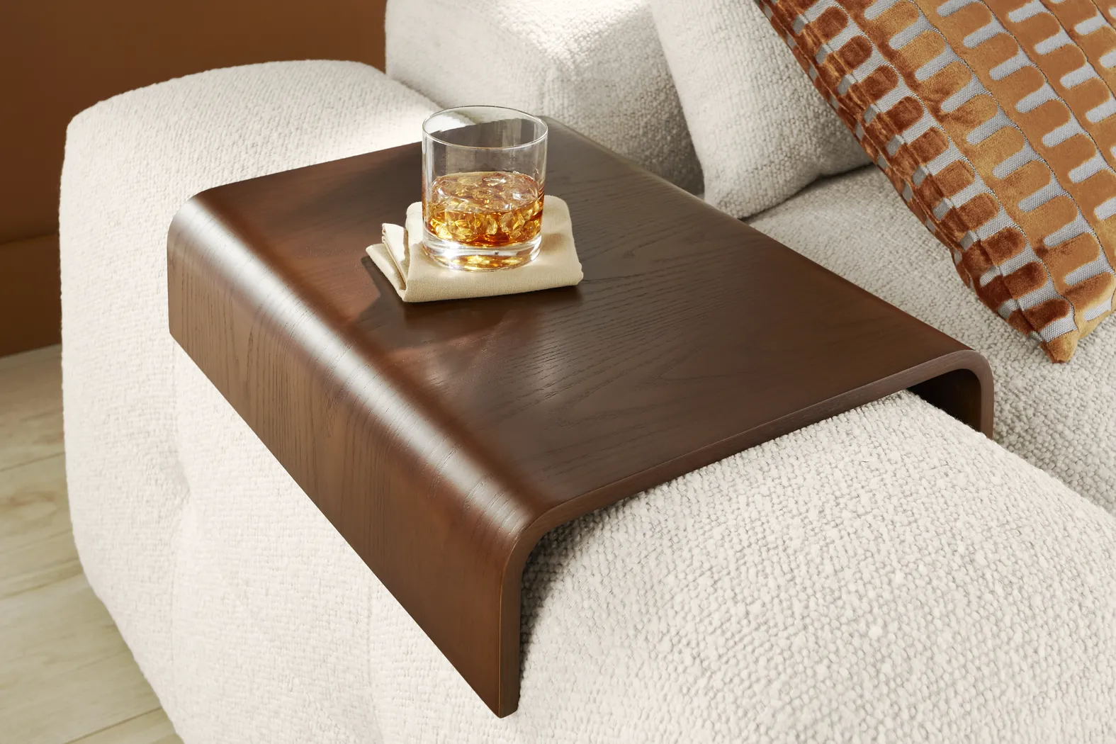 Rogan Place Off-White 6 Pc Sectional - Image 5