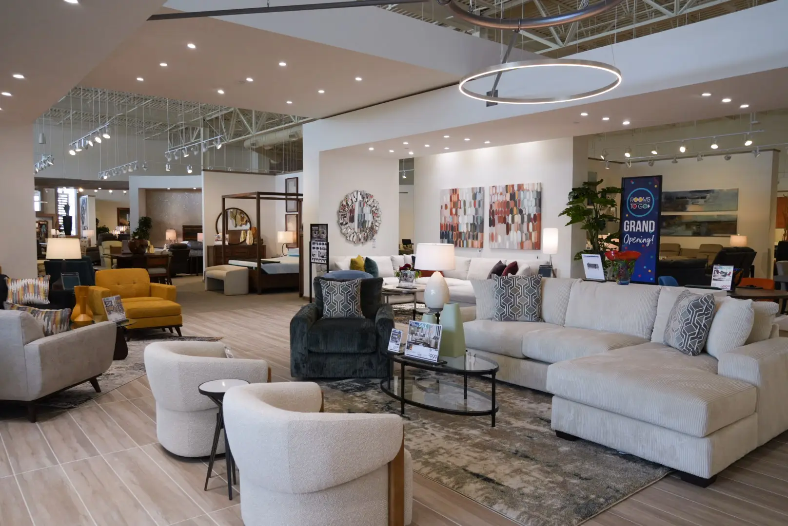 rooms-to-go-conroe-tx-colorful-living-room-display.jpg