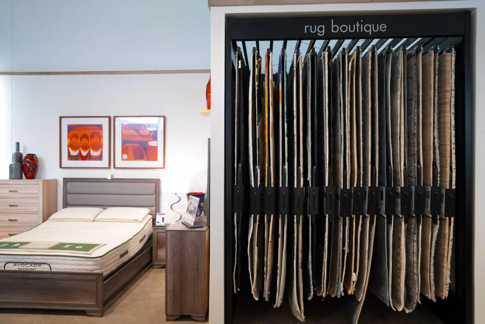 rooms-to-go-conroe-tx-rug-and-bedroom-display.jpg