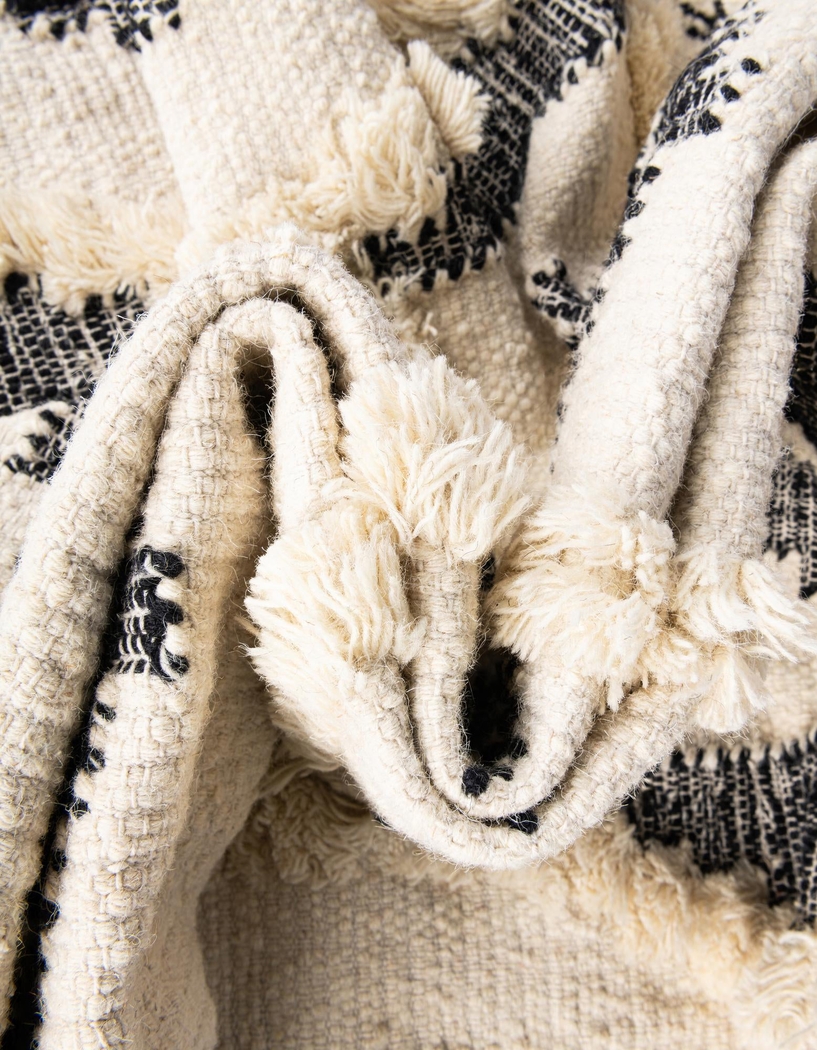 Rosea Black 8' x 10' Rug - Thumbnail - Image 7