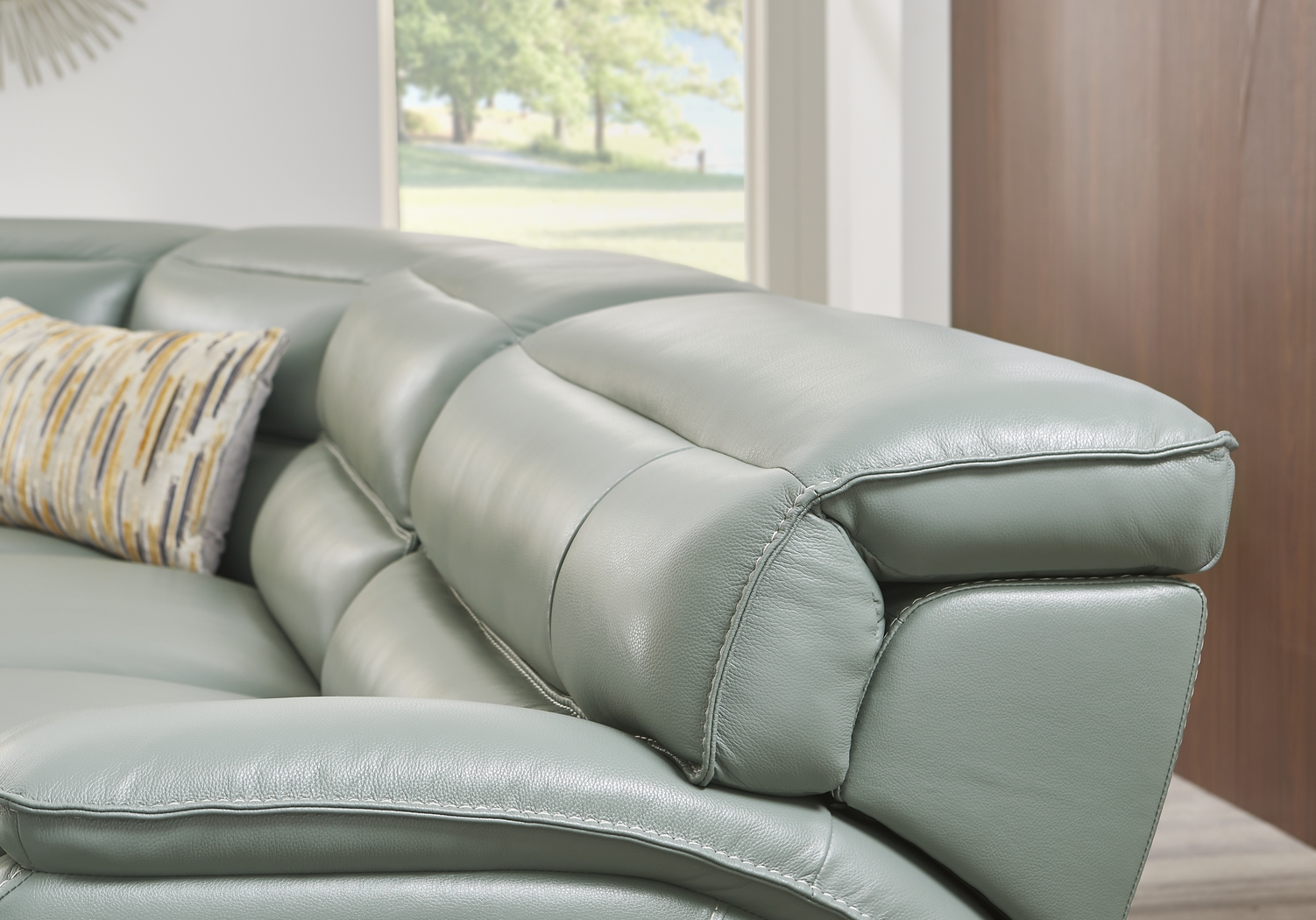 Rossini Mint Leather 7 Pc Dual Power Reclining Sectional - Thumbnail - Image 4