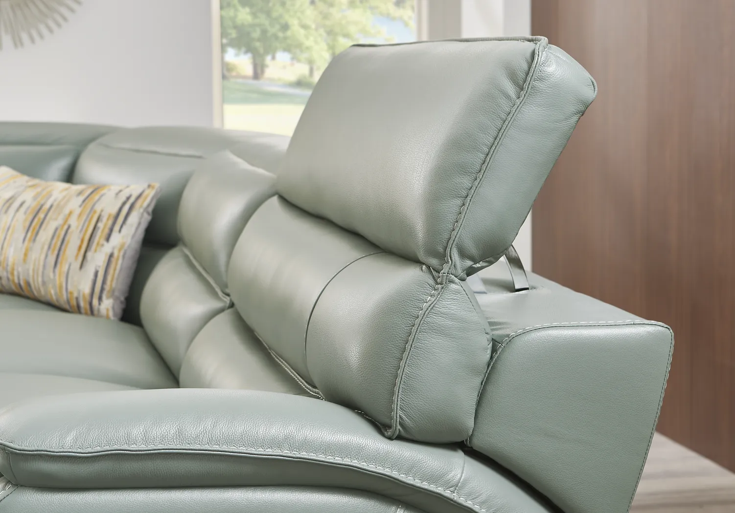 Rossini Mint Leather 7 Pc Dual Power Reclining Sectional - Image 6