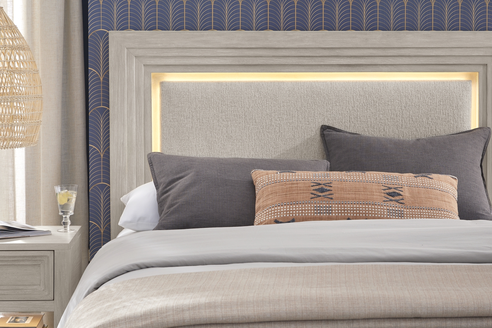 Royal Park Ivory 5 Pc Queen Storage Bedroom - Thumbnail - Image 5