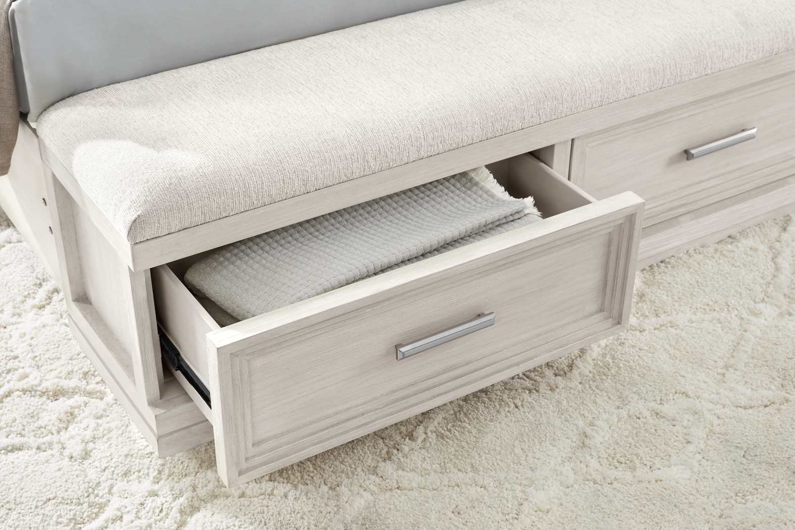 Royal Park Ivory 5 Pc Queen Storage Bedroom - Thumbnail - Image 7