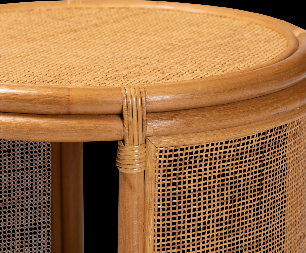 Roystonea Light Brown End Table - Thumbnail - Image 6