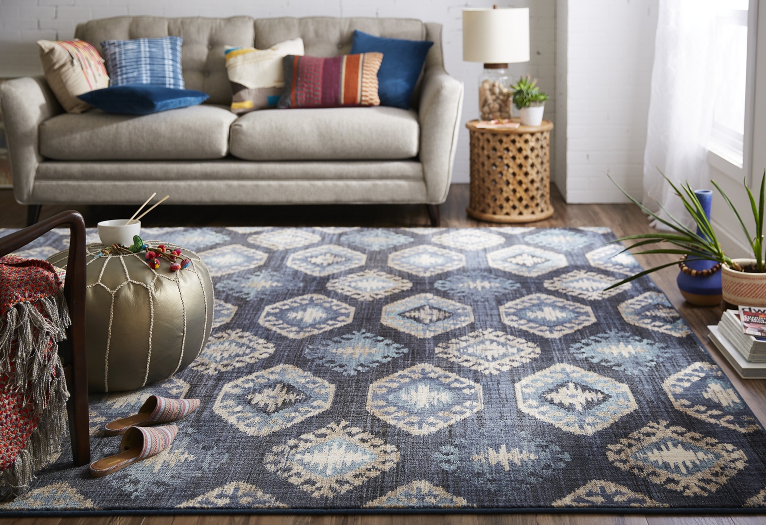 Ryatt Blue 8' x 11' Rug - Thumbnail - Image 3