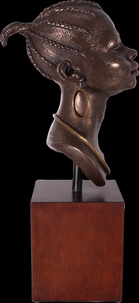 Safia Bronze Bust - Thumbnail - Image 4