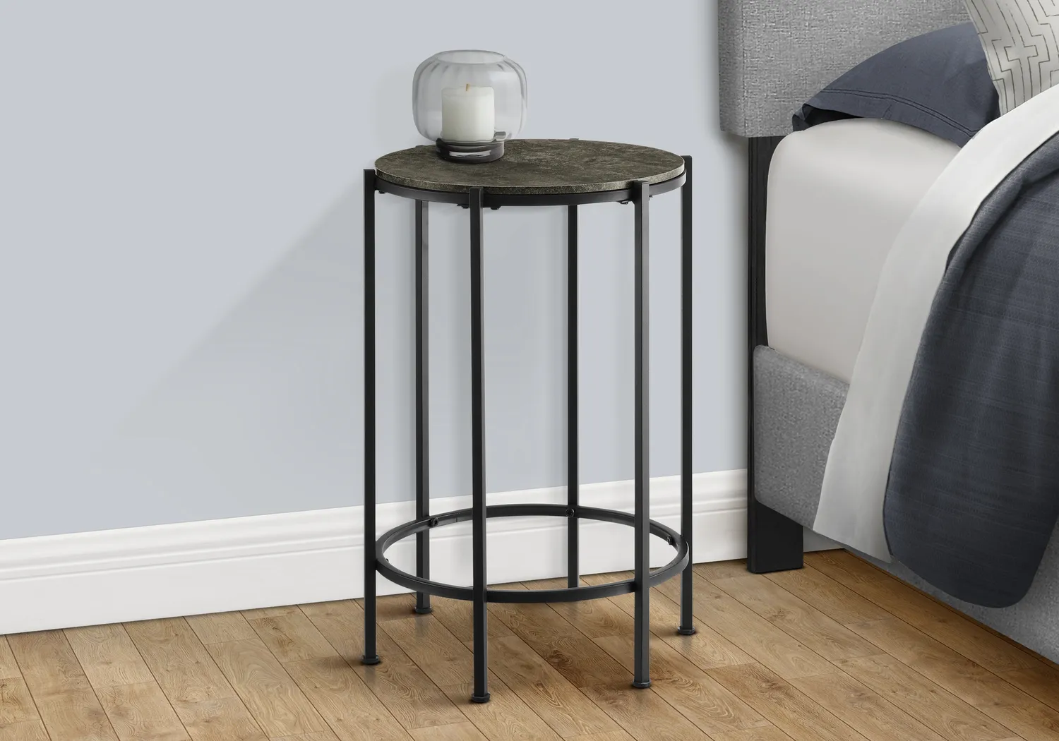Sagarra Black Accent Table - Thumbnail - Image 3